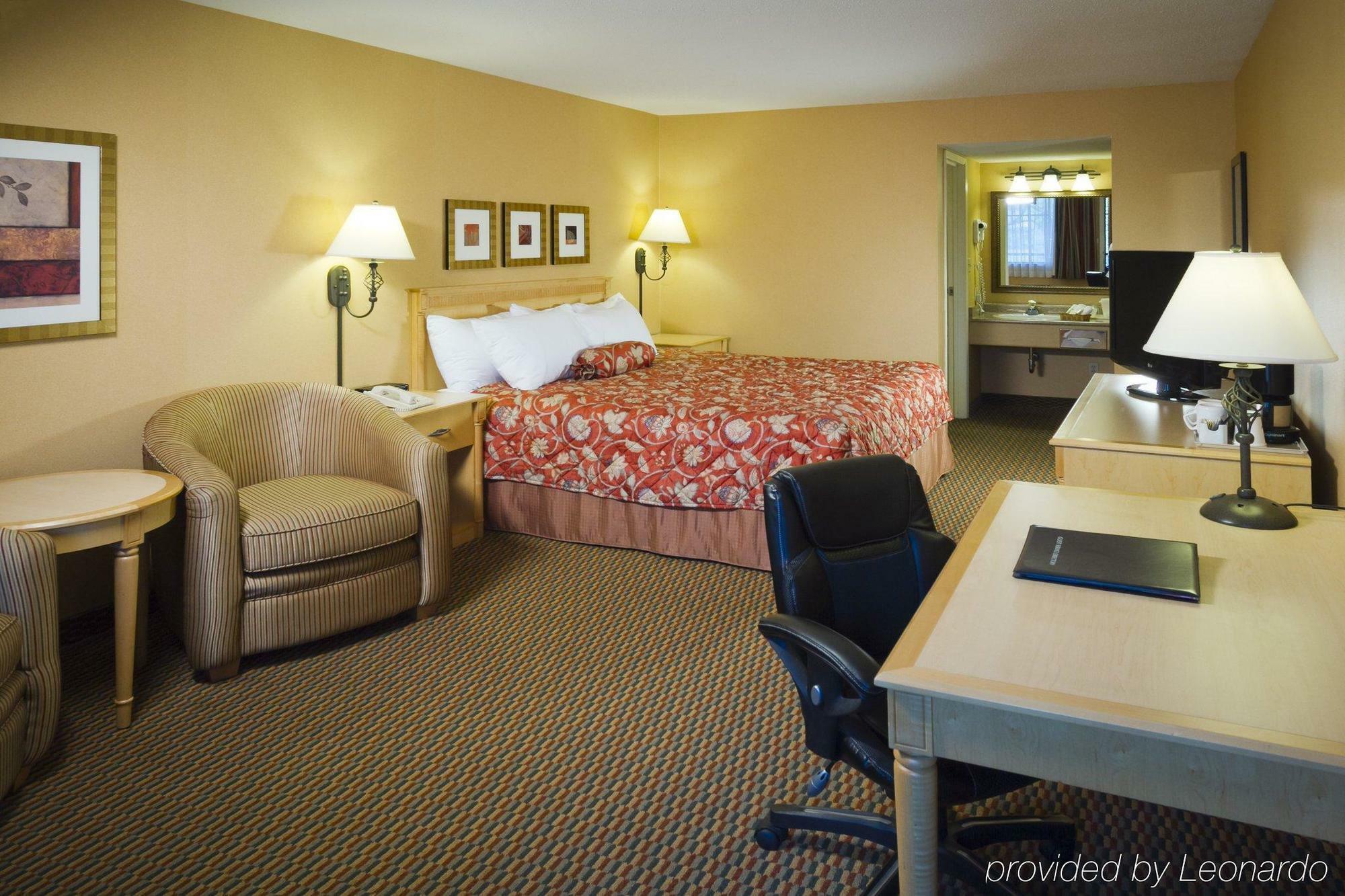 Accent Hotel 3*